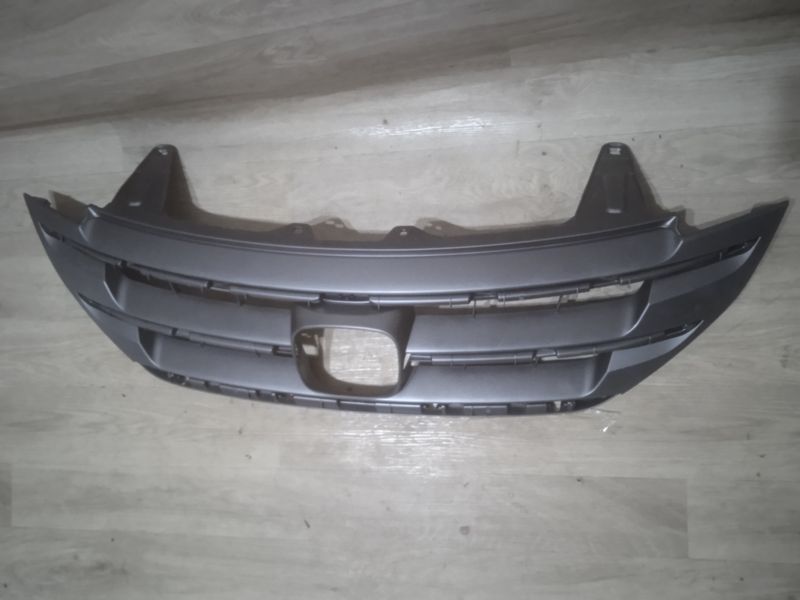 Решетка радиатора черная бе из хрома Honda CR-V 2012-2015 FP3028997 фото